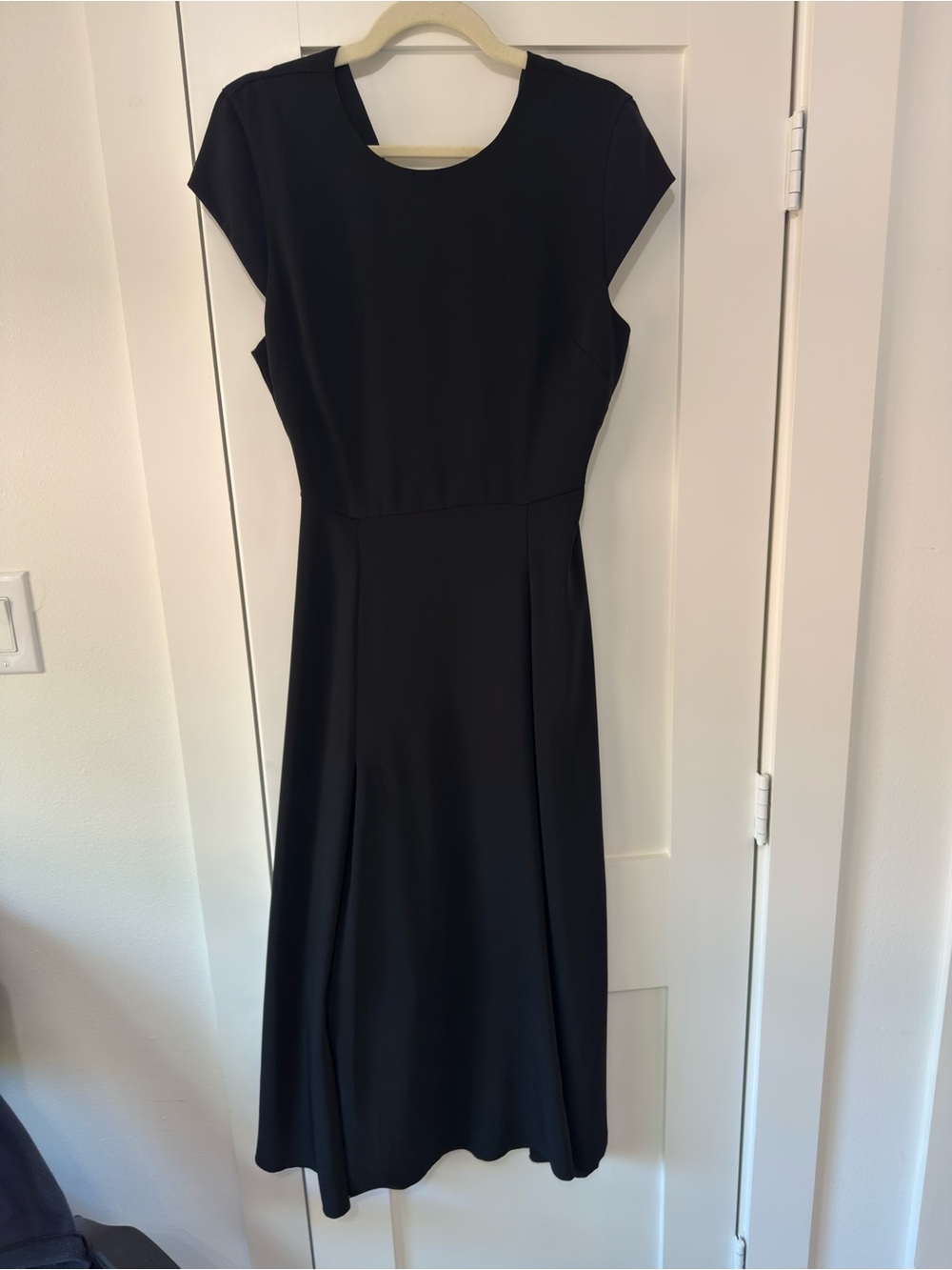 Aritzia Black Cap-Sleeve Midi Dress